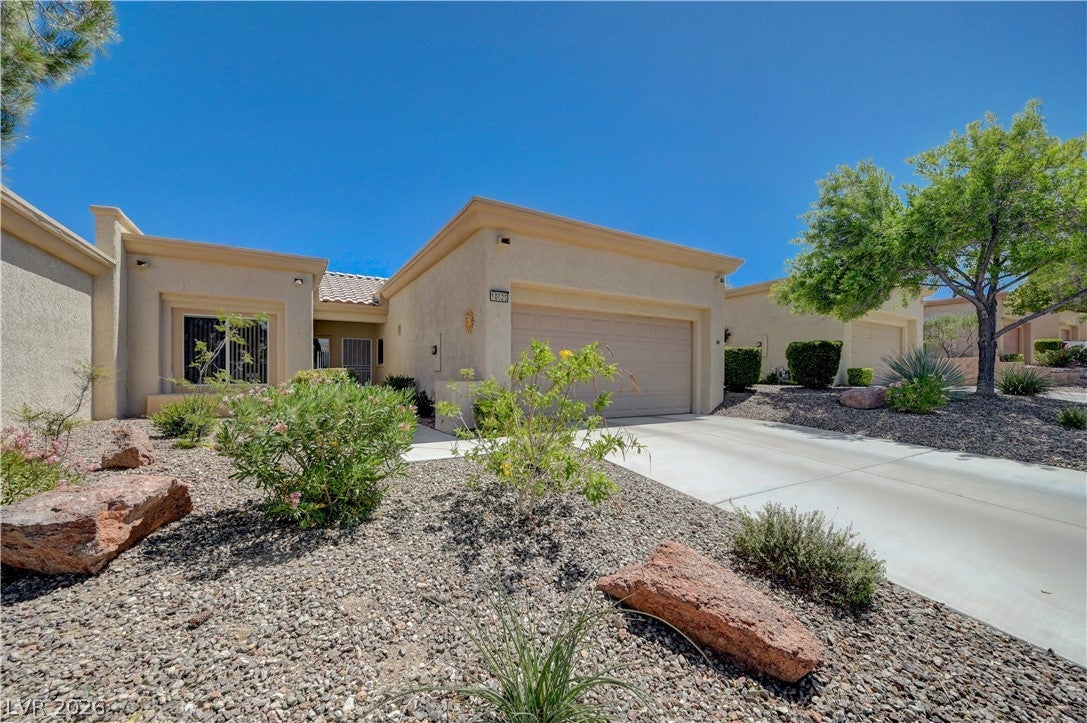 10625 Mission Lake Ave, Las Vegas, NV 89134