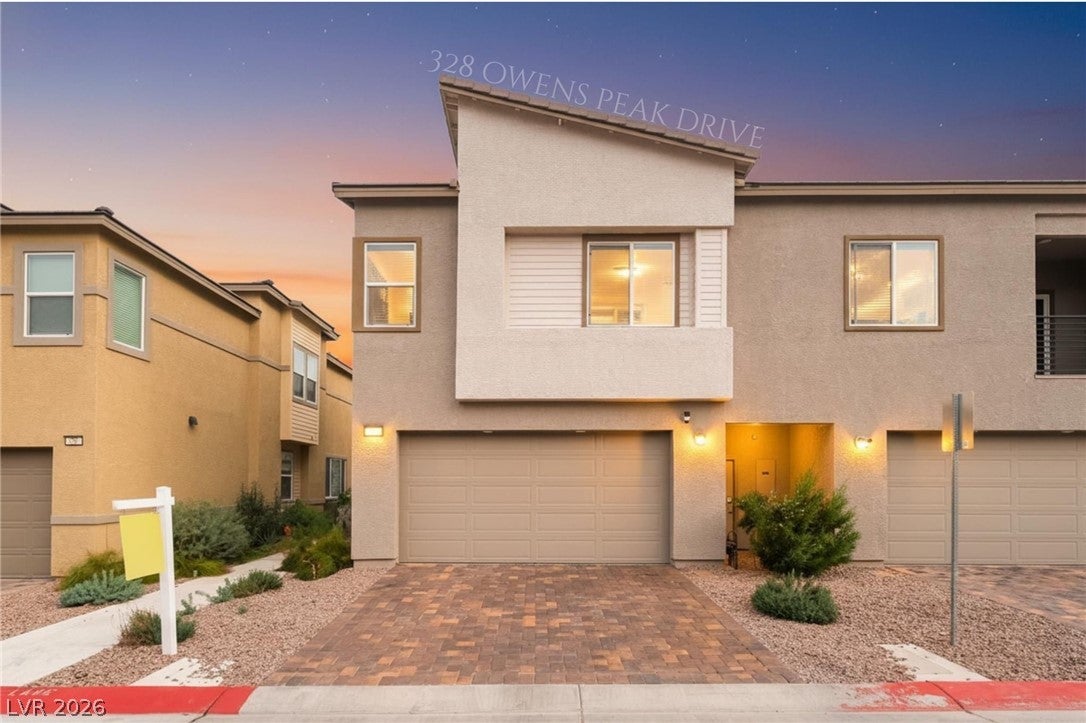 328 Owens Peak Dr, Henderson, NV 89015