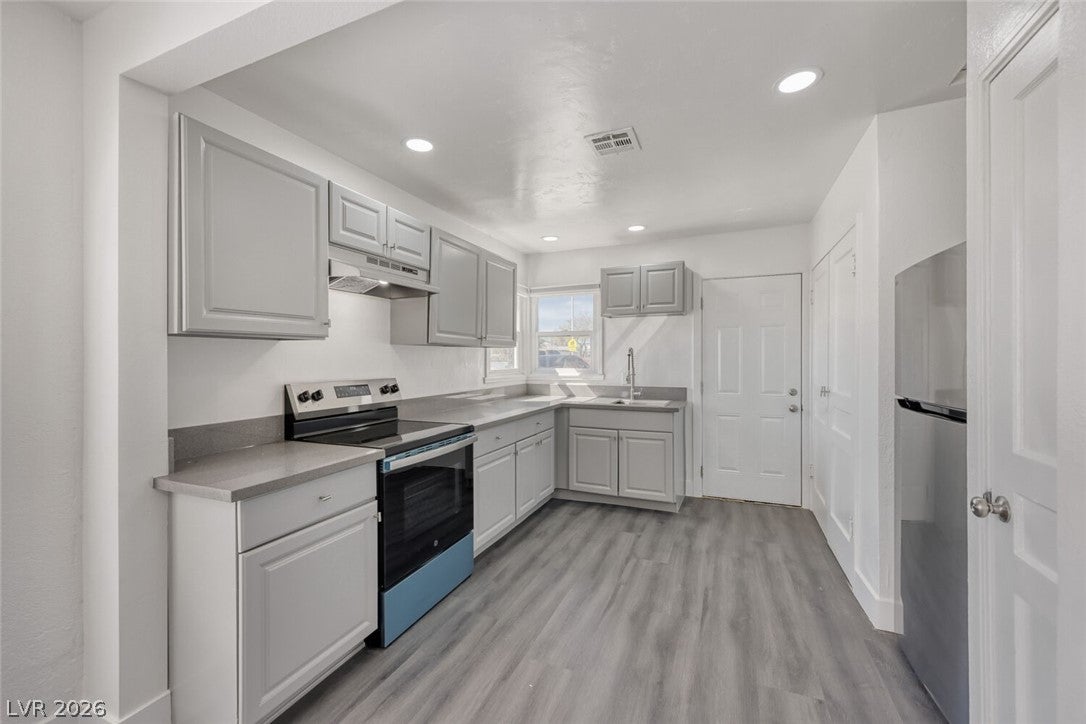 1325 E Oakey Blvd, Las Vegas, NV 89104 photo