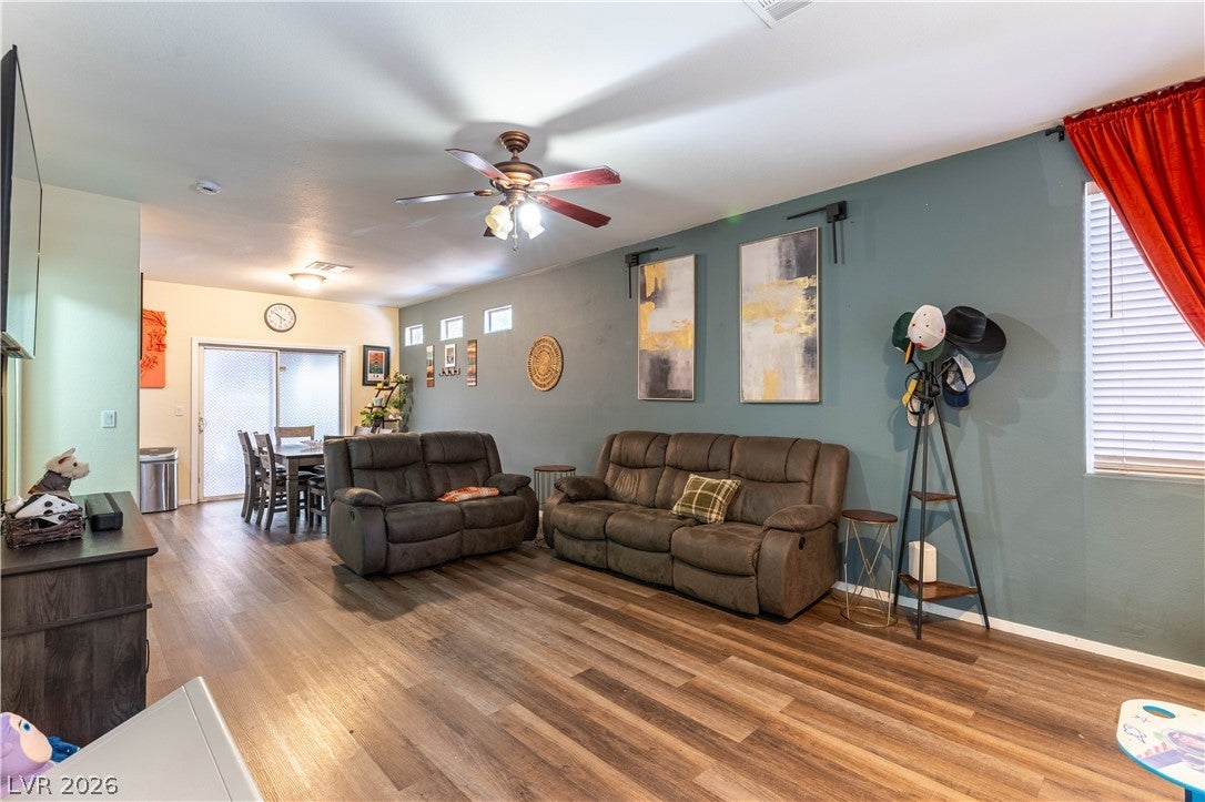 5448 Raccoon Valley Ln, Las Vegas, NV 89122 photo