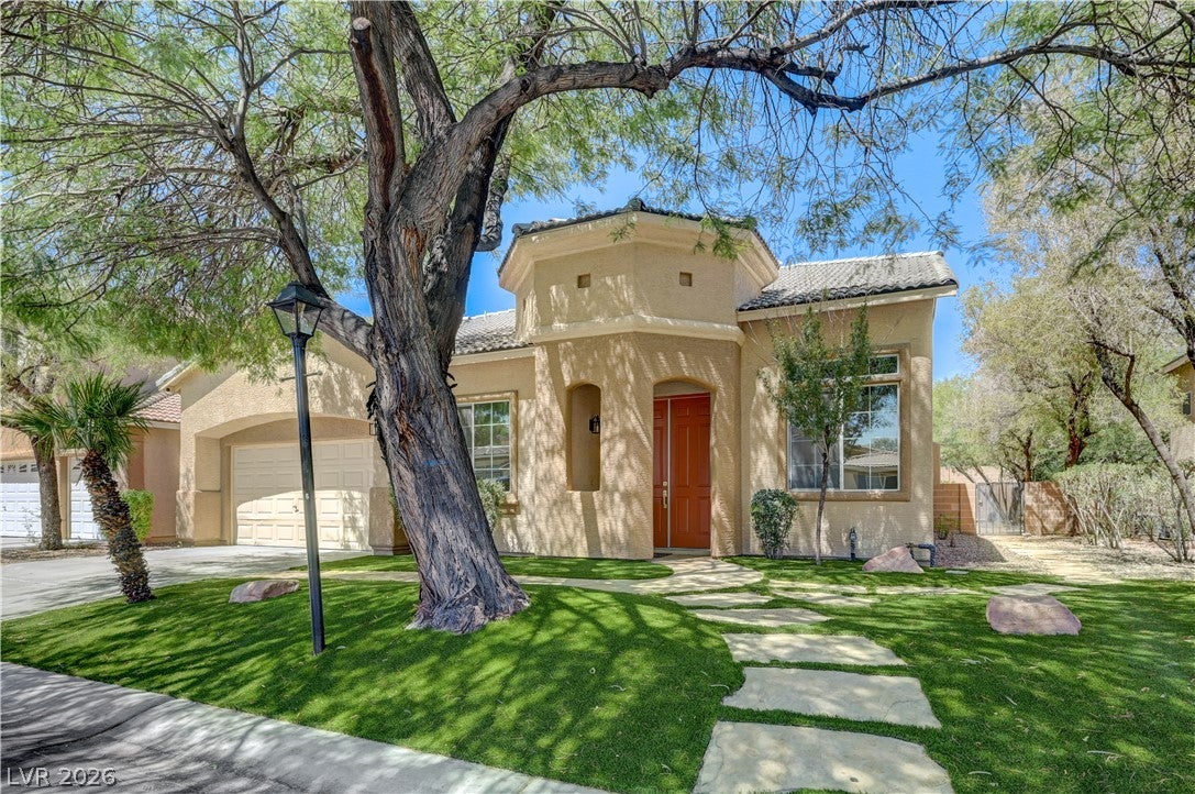 8225 Romantic Sunset St, Las Vegas, NV 89131