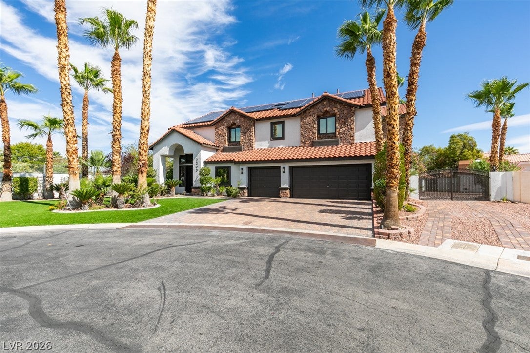 2200 Paseo Ct, Las Vegas, NV 89117 photo