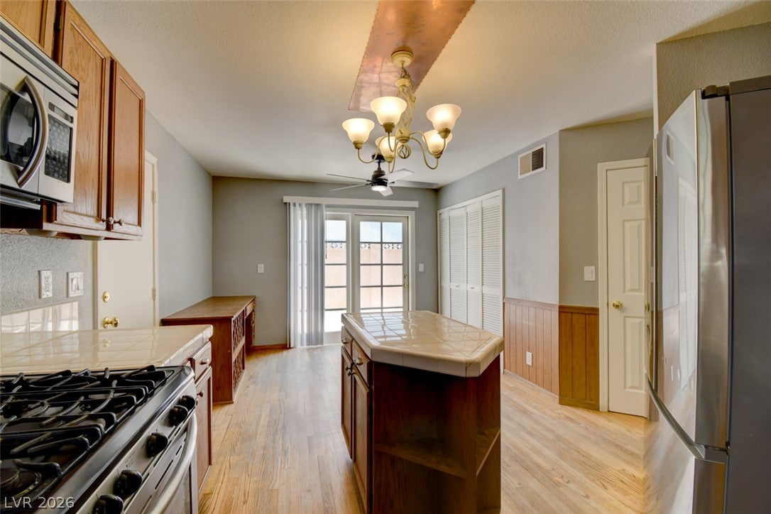 6401 Morley Ave, Las Vegas, NV 89108 photo