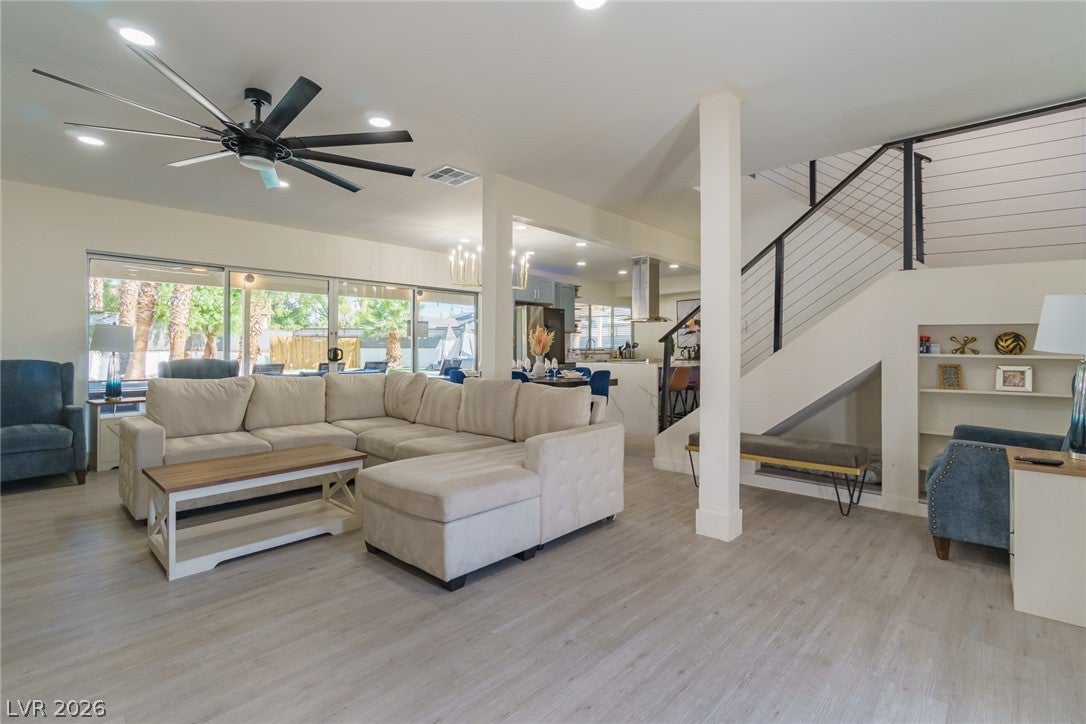 3080 Garnet Ct, Las Vegas, NV 89121 photo