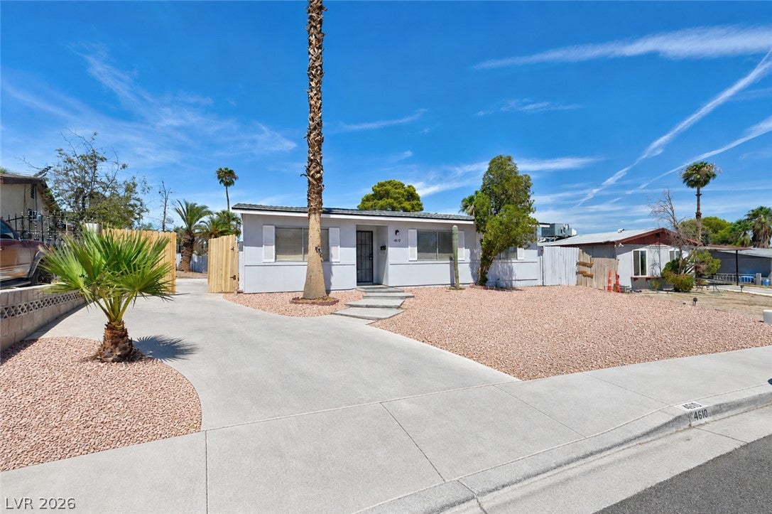 4610 Pioneer Ave, Las Vegas, NV 89102