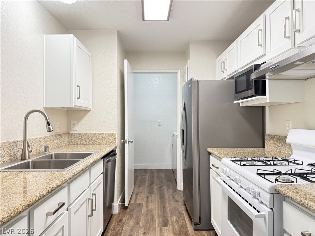 2200 S Fort Apache Rd #2182, Las Vegas, NV 89117 photo