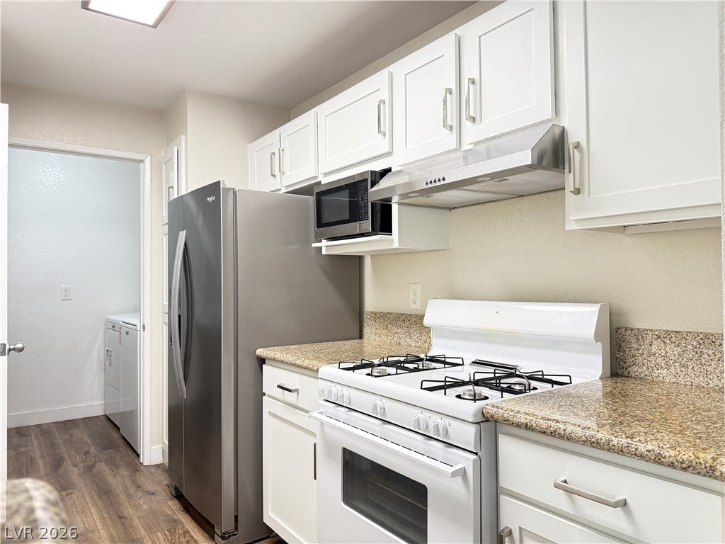 2200 S Fort Apache Rd #2182, Las Vegas, NV 89117 photo