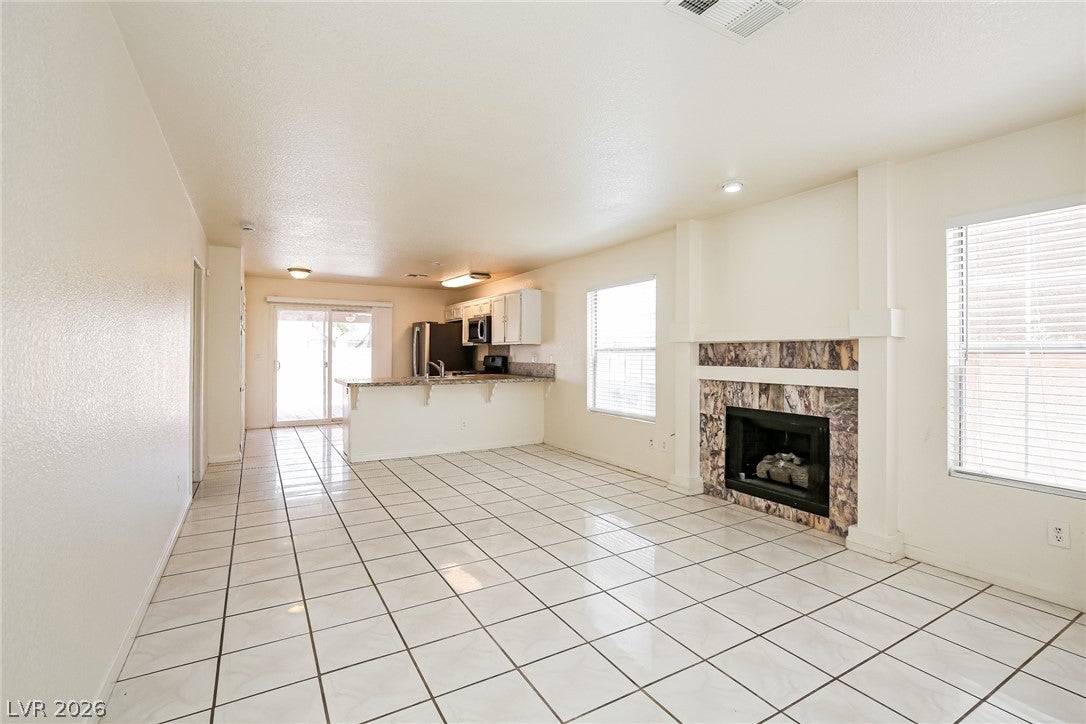 112 Lucy Thompson St, Las Vegas, NV 89107 photo