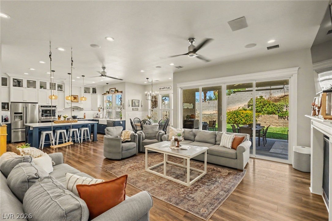 6800 Keren Marie Ave, Las Vegas, NV 89110 photo
