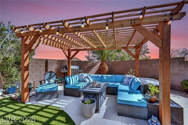 6864 Desert Island St, Las Vegas, NV 89149 photo