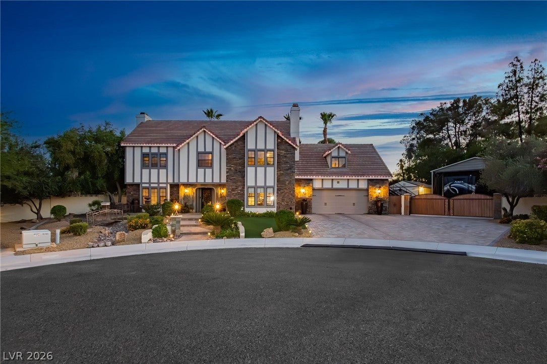 2835 Buffalo Dr, Las Vegas, NV 89117