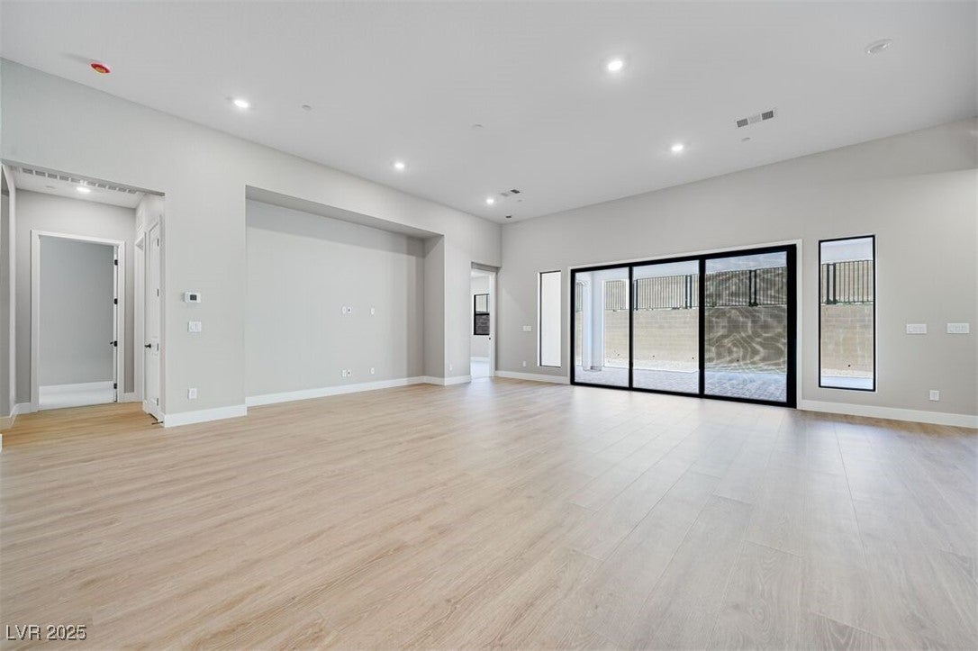489 Carter House Way, Las Vegas, NV 89138 photo
