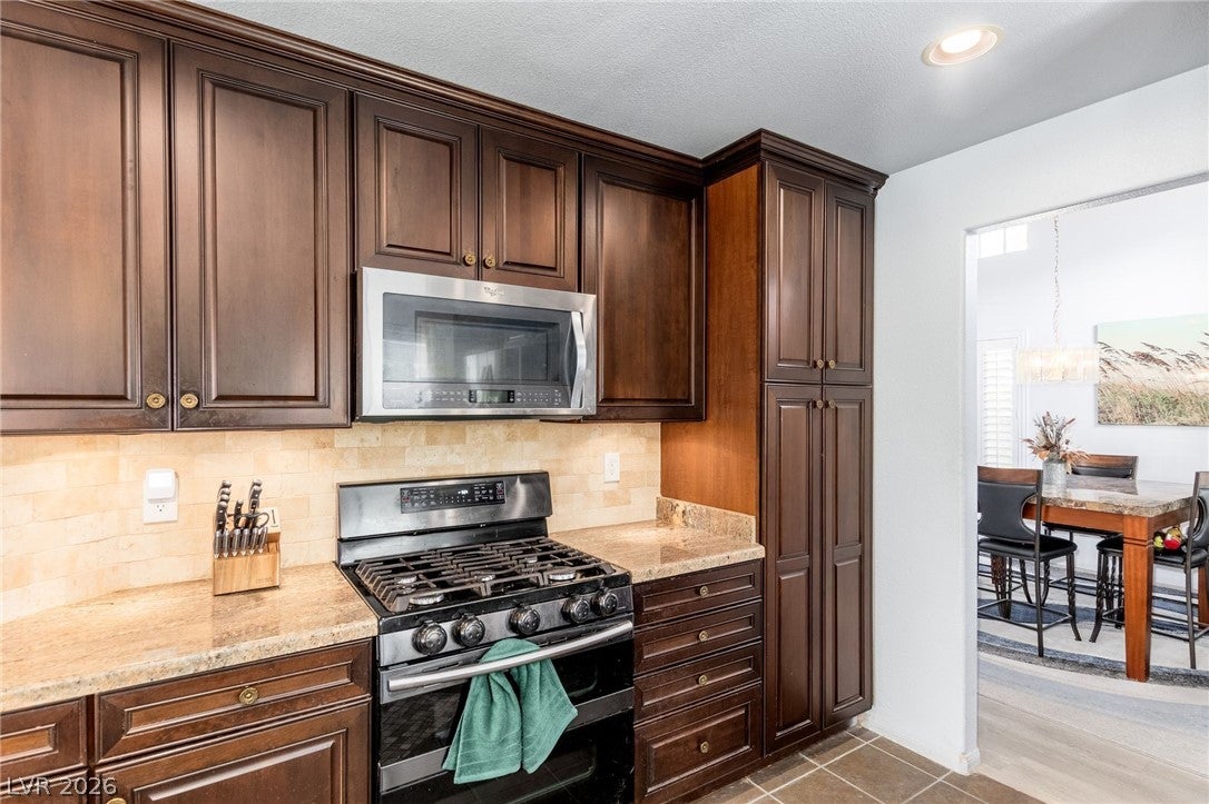 5300 Oakbury Ct, Las Vegas, NV 89130 photo