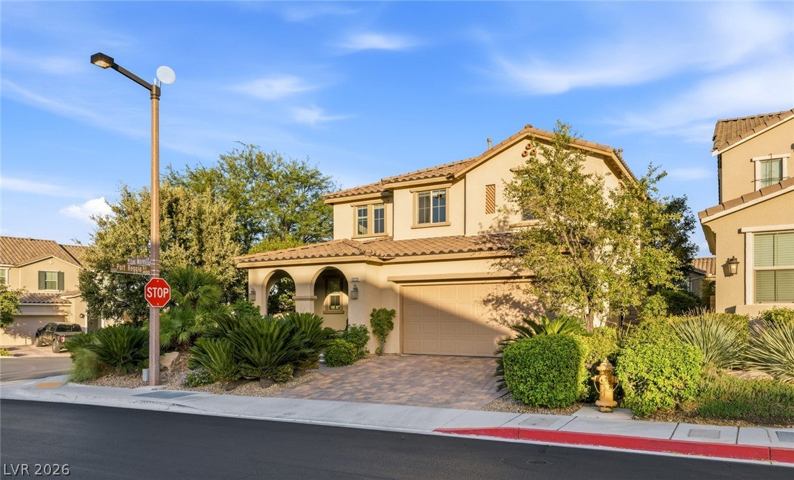 12225 Los Mares Ln, Las Vegas, NV 89138