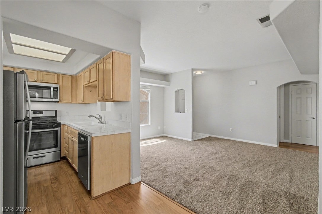517 Indian Princess Dr #201, Las Vegas, NV 89145 photo
