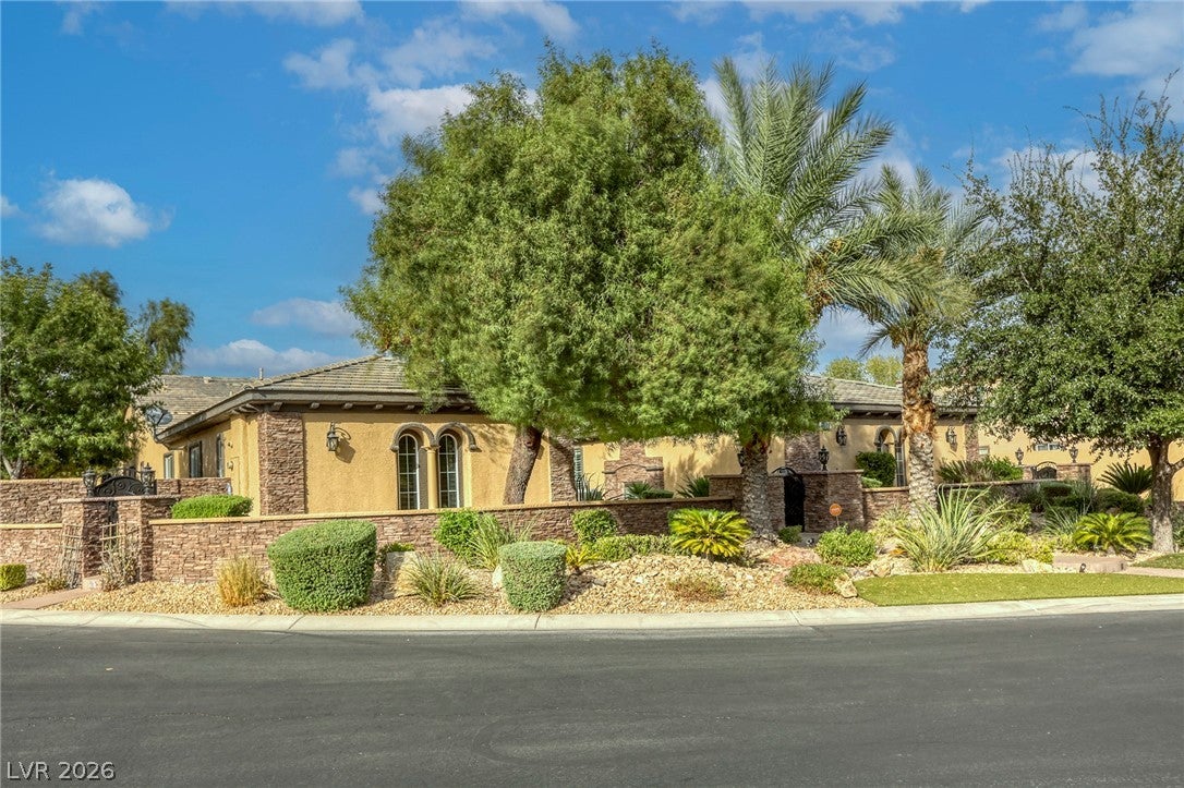 6908 Via Locanda Ave, Las Vegas, NV 89131 photo