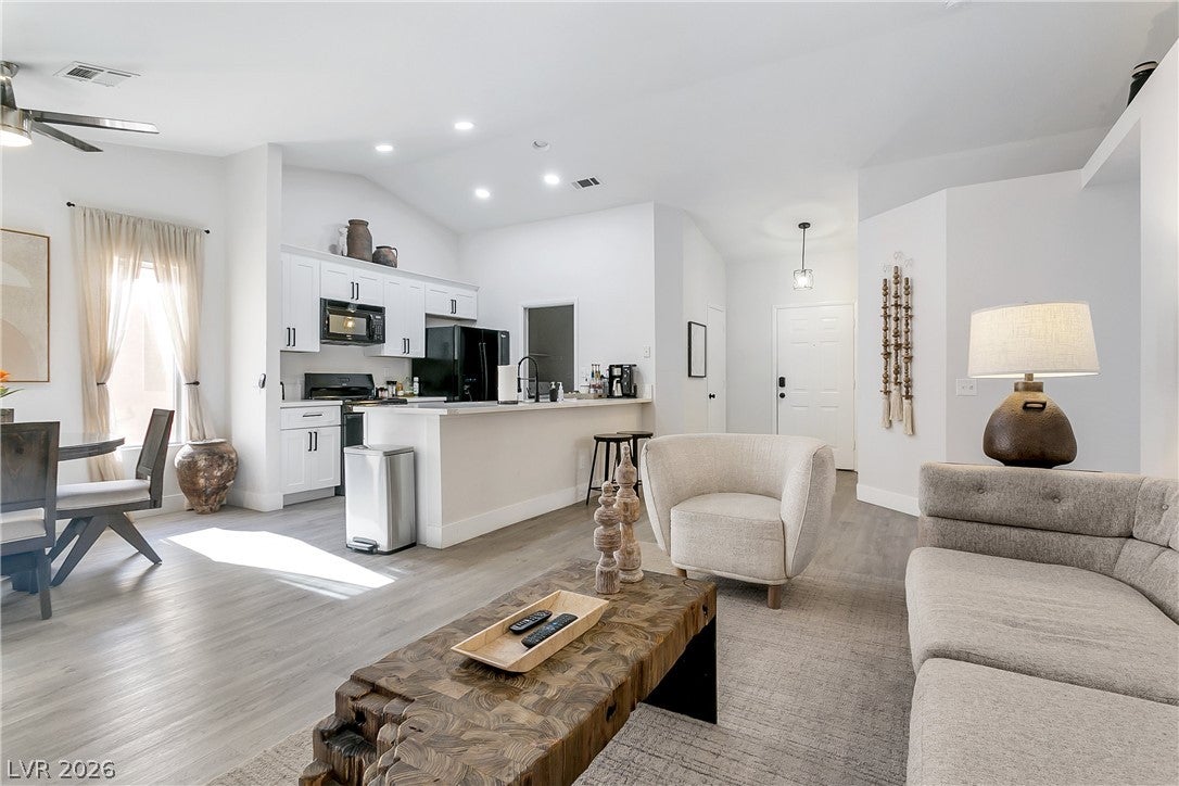 101 Beaver Ridge Ave, North Las Vegas, NV 89031 photo