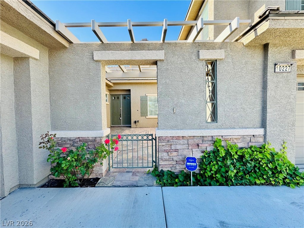 10227 Sunset Gardens Dr, Las Vegas, NV 89135 photo