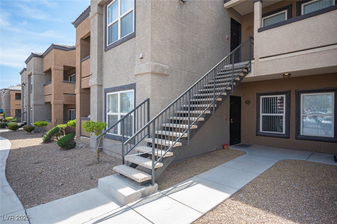6650 Warm Spring Rd, Las Vegas, NV 89118