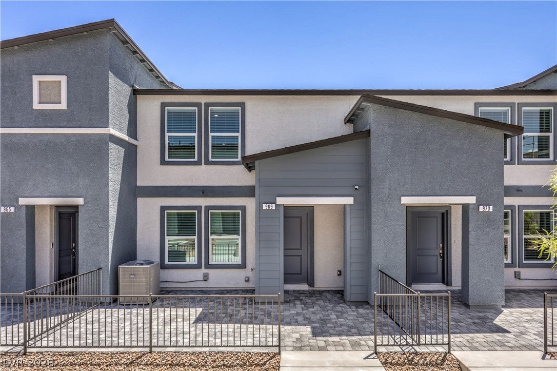 990 Desert Spruce St, Las Vegas, NV 89107