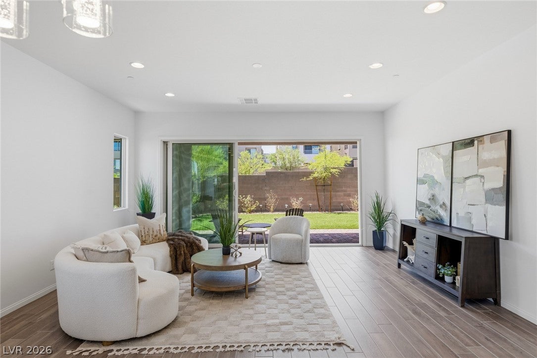 11605 Falcon Gorge Ave, Las Vegas, NV 89138 photo