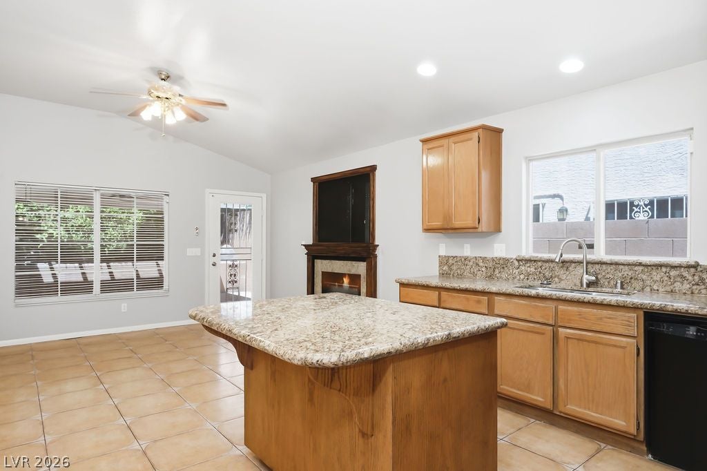 5561 Merriweather Dr, Las Vegas, NV 89113 photo
