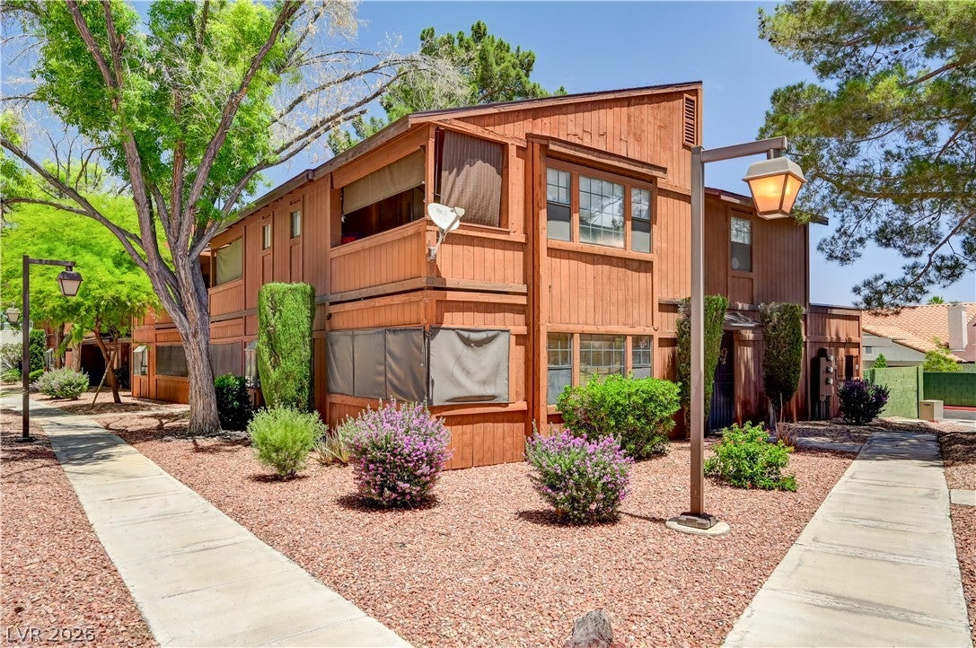 5889 Laredo St, Las Vegas, NV 89146 photo