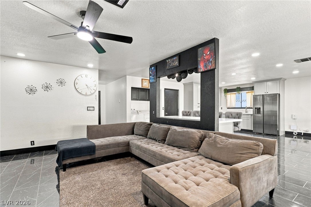 738 Straight St, Las Vegas, NV 89110 photo