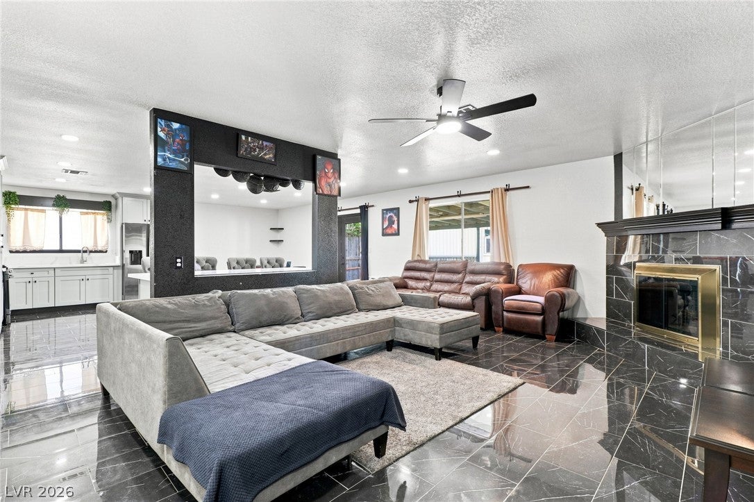 738 Straight St, Las Vegas, NV 89110 photo