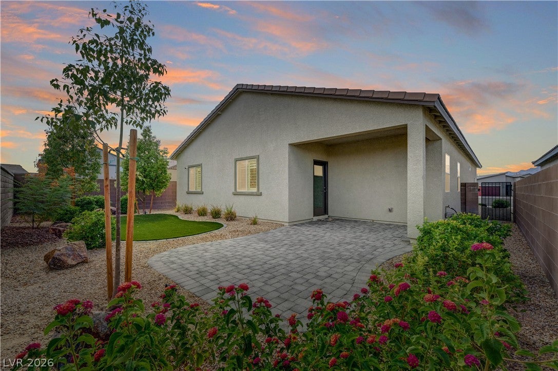 7446 Charlotte Bay Ave, North Las Vegas, NV 89084 photo