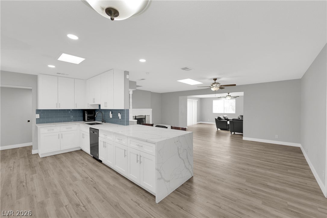 2506 Winterwood Blvd, Las Vegas, NV 89142 photo