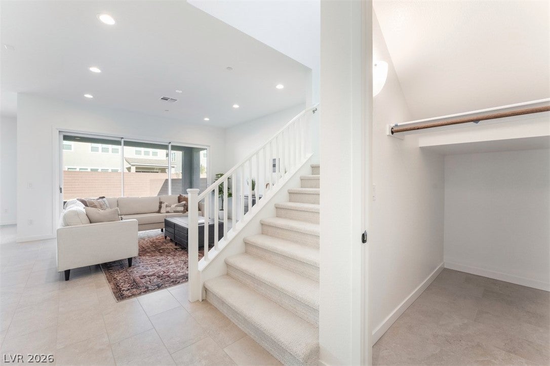 5912 Topaz Ledge Ct, Las Vegas, NV 89131 photo