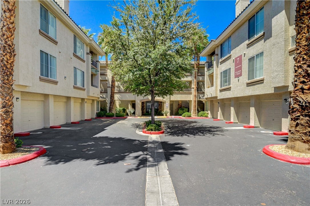 7127 Durango Dr, Las Vegas, NV 89113