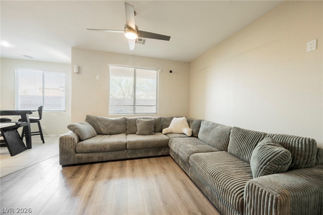 6682 Higger Tor Ave, Las Vegas, NV 89139 photo
