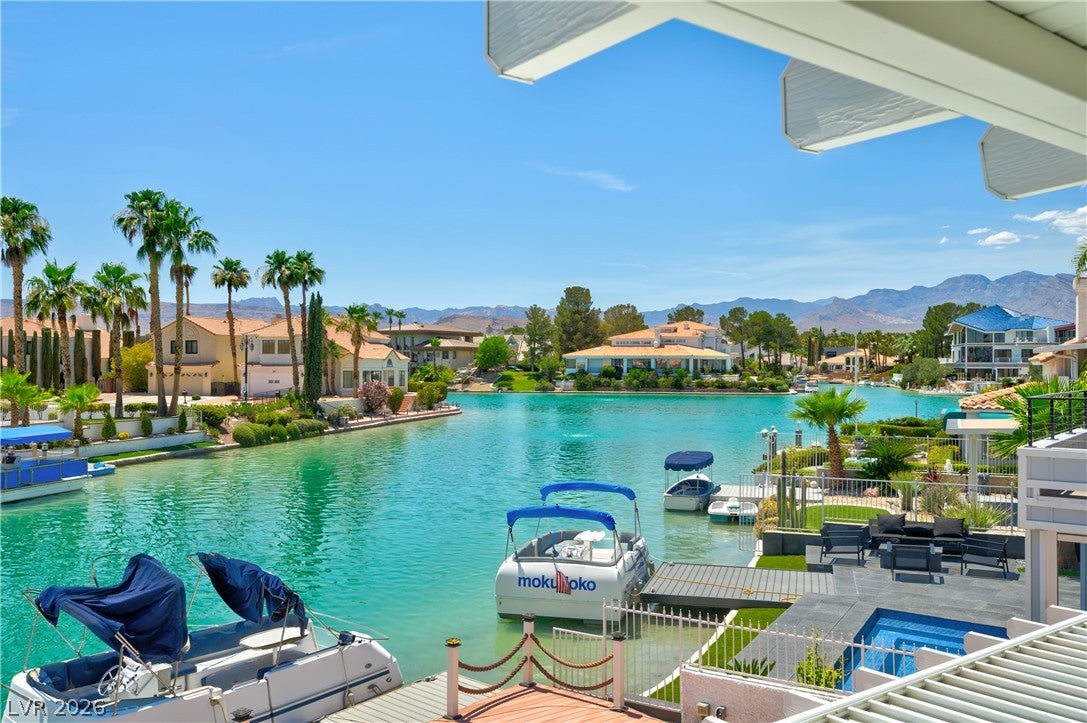 3033 Misty Harbor Dr, Las Vegas, NV 89117