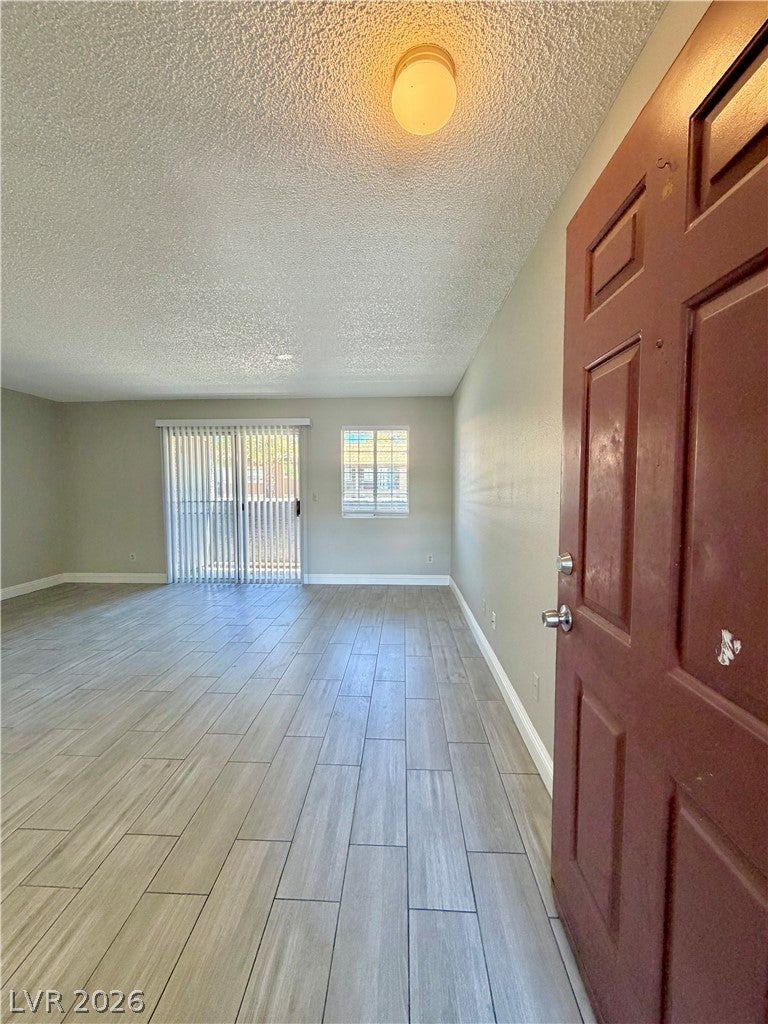 2750 S Durango Dr #1032, Las Vegas, NV 89117 photo