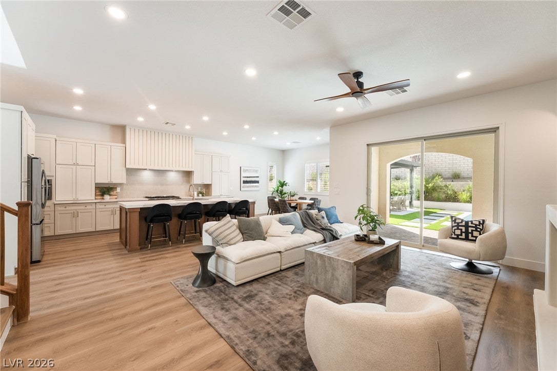 363 Molinetto St, Las Vegas, NV 89138 photo