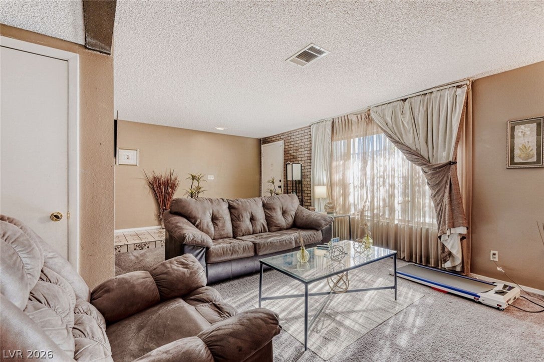 4563 Kenmare Way, Las Vegas, NV 89121 photo