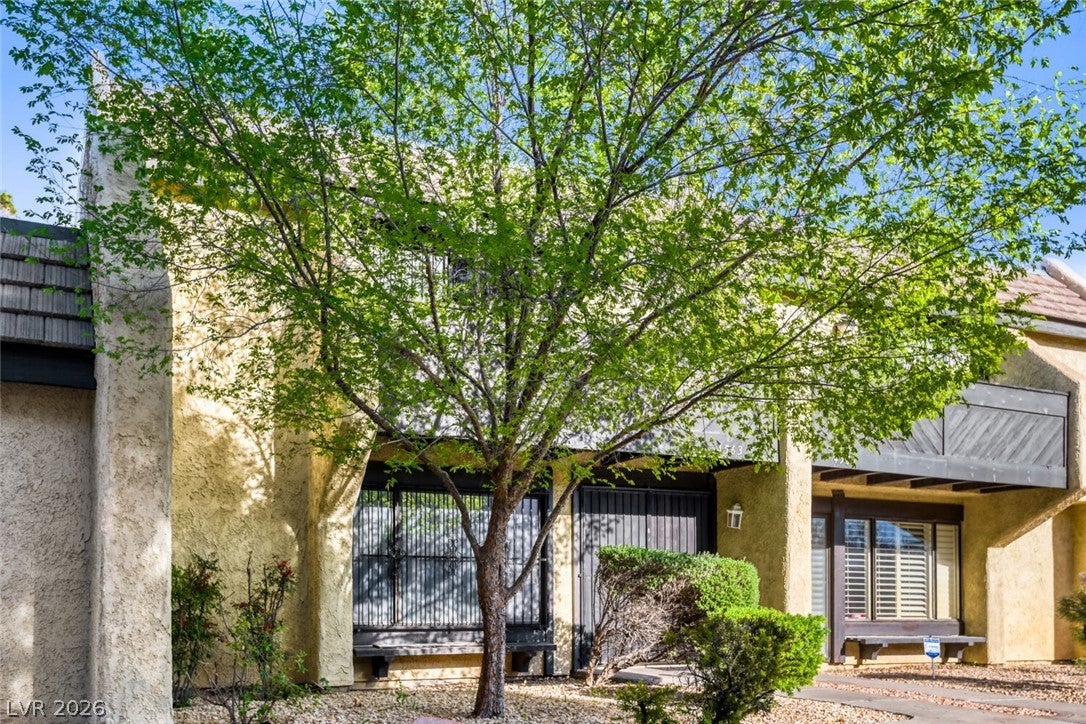 4563 Kenmare Way, Las Vegas, NV 89121 photo