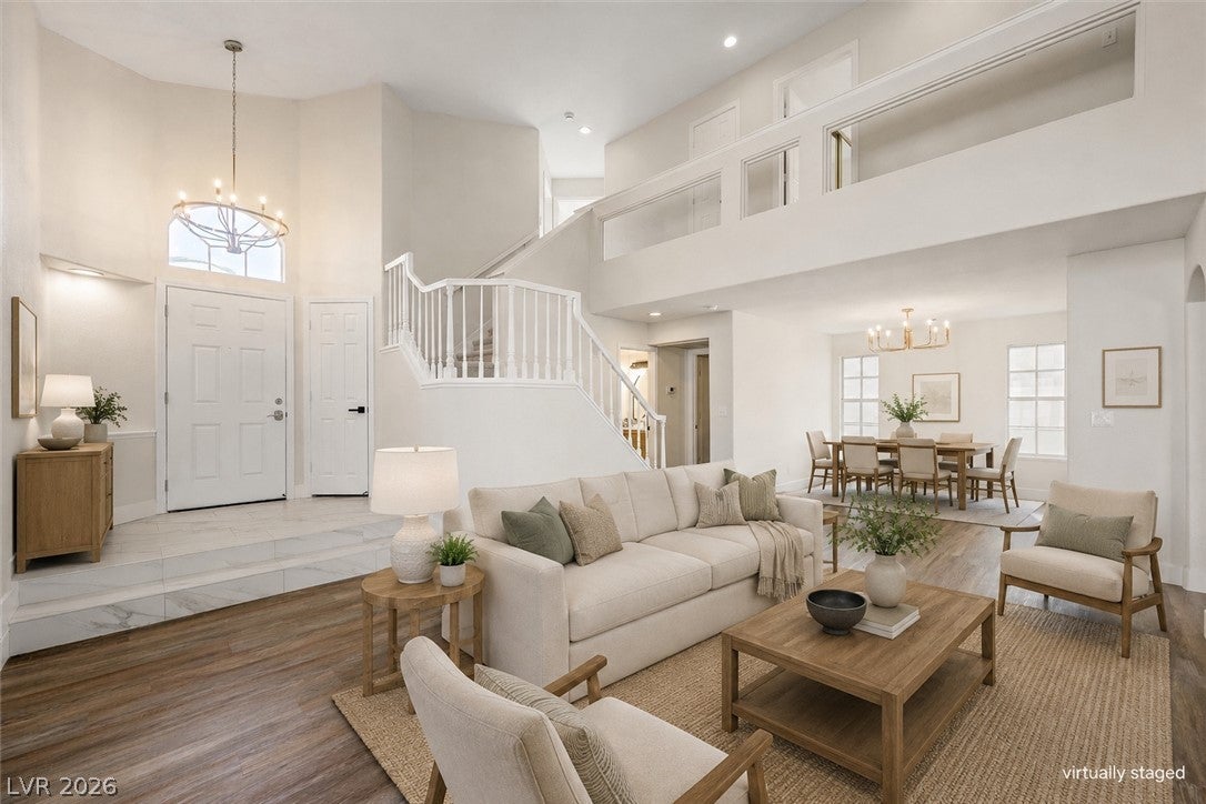 9576 Gold Cup Cir, Las Vegas, NV 89117 photo