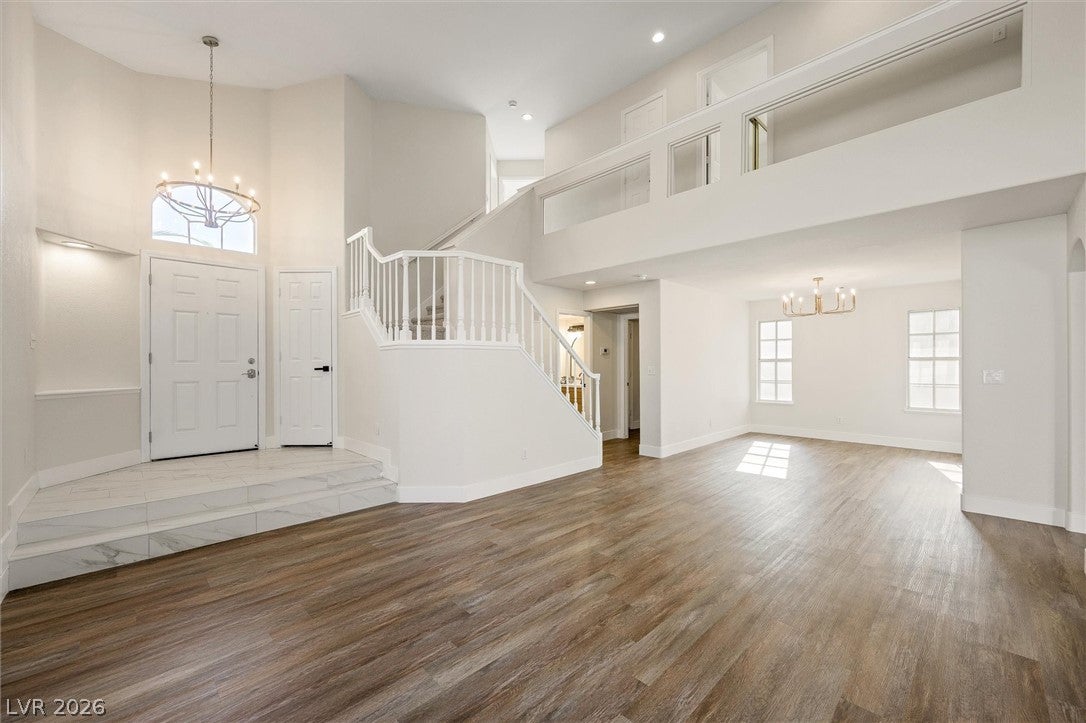 9576 Gold Cup Cir, Las Vegas, NV 89117 photo