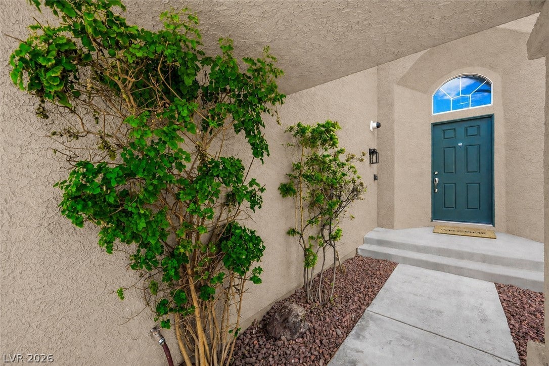 9576 Gold Cup Cir, Las Vegas, NV 89117 photo
