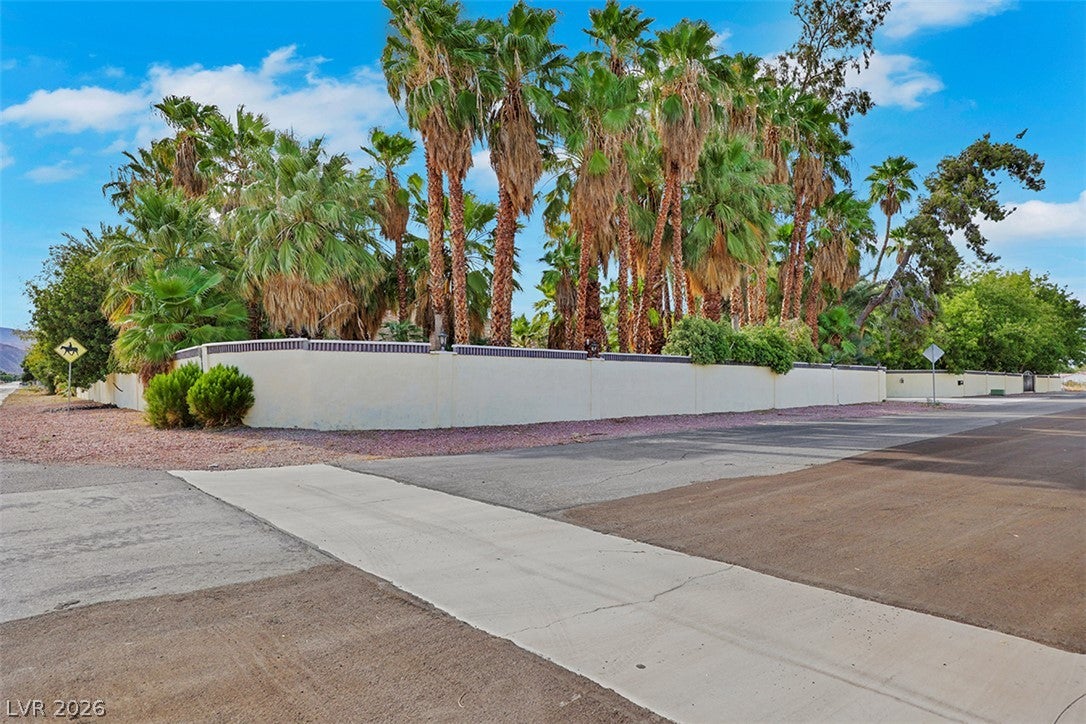 4301 Quadrel St, Las Vegas, NV 89129 photo