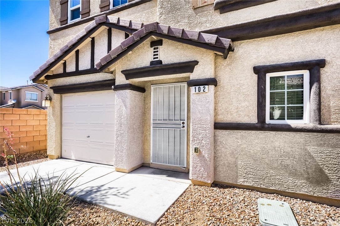 102 Masserta Ct, Las Vegas, NV 89183
