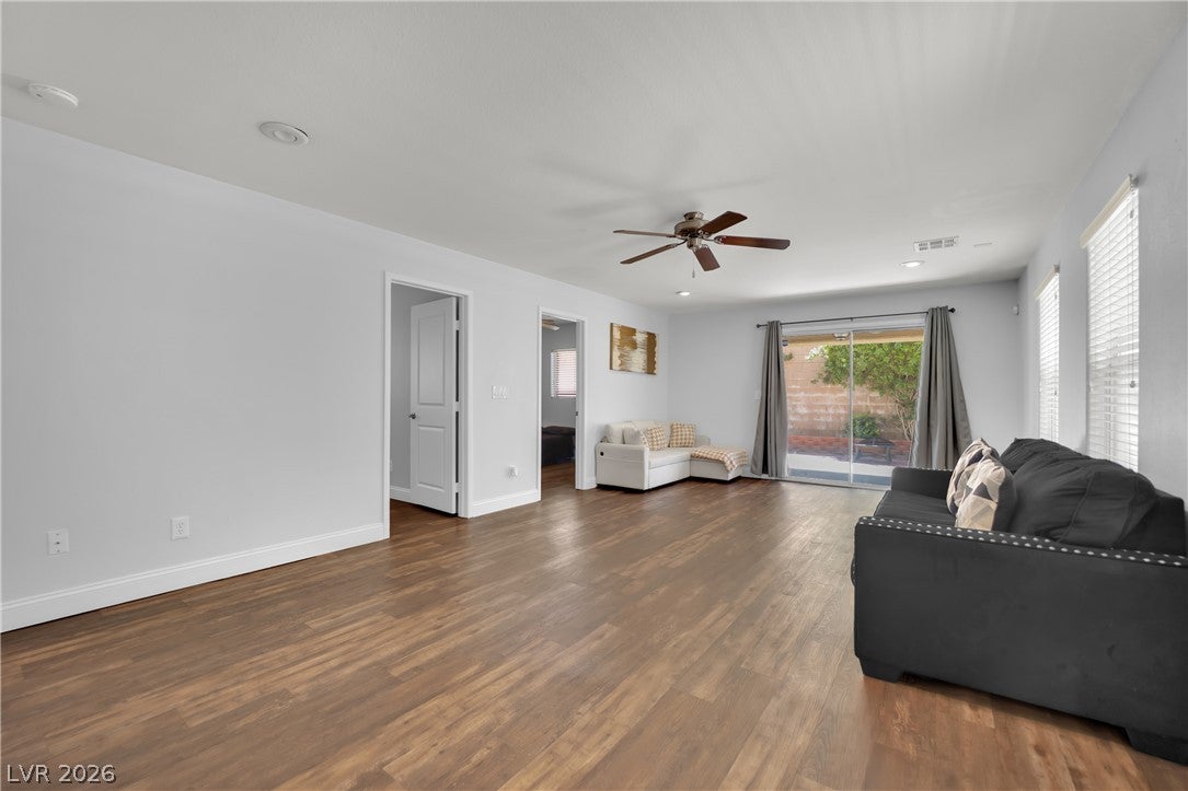 265 Morning Crest Ave, Las Vegas, NV 89183 photo