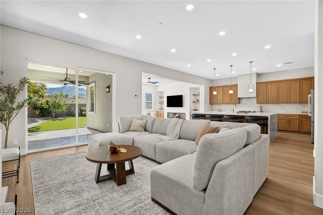 2456 Lothian St, Henderson, NV 89044 photo
