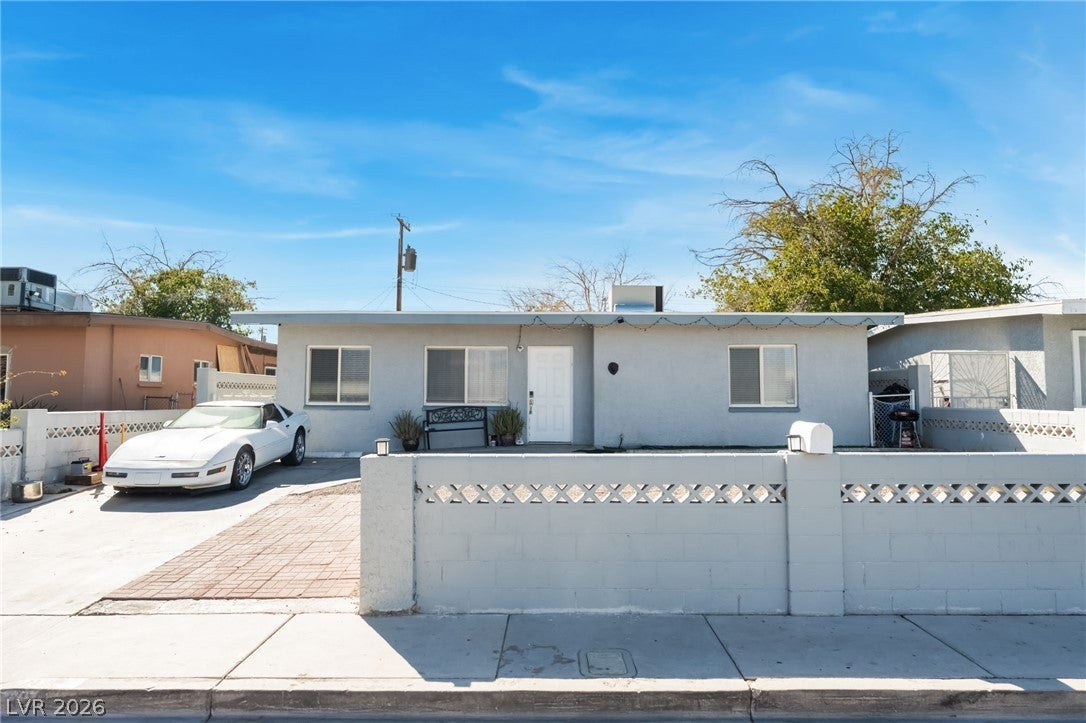 321 Princeton St, Las Vegas, NV 89107