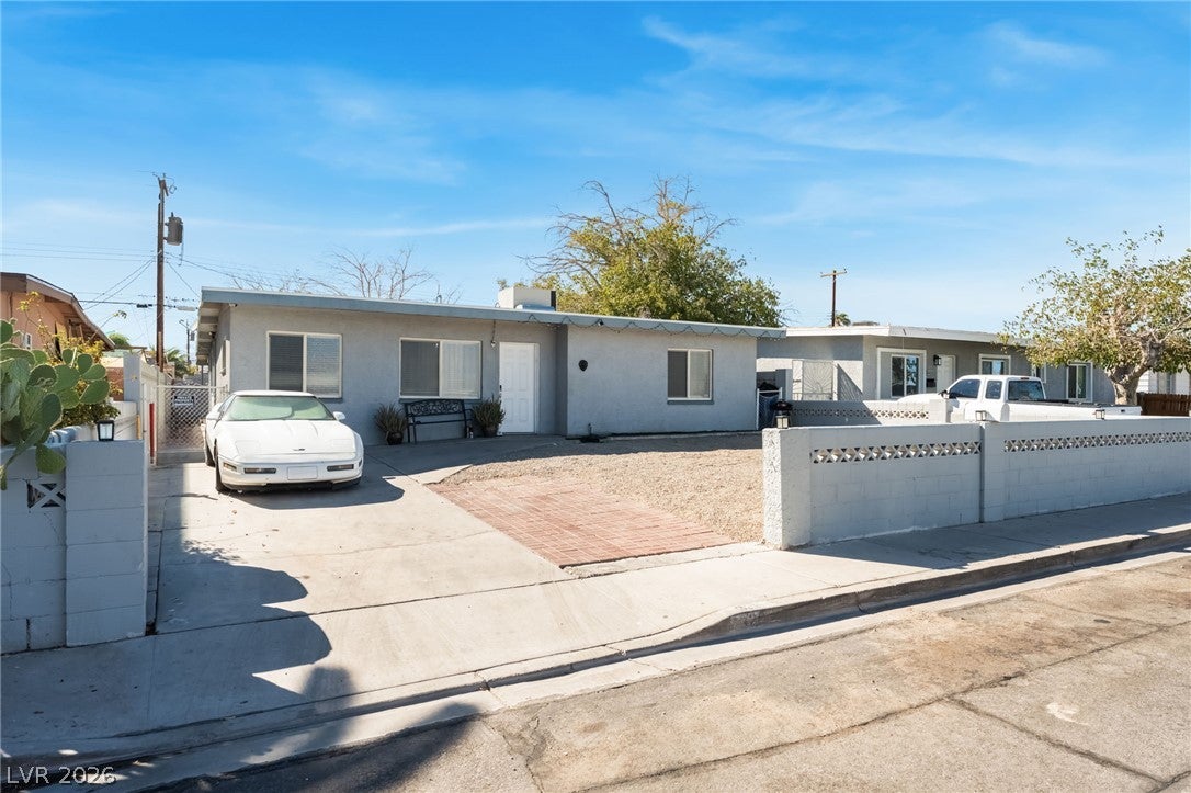 321 NW Princeton St, Las Vegas, NV 89107 photo