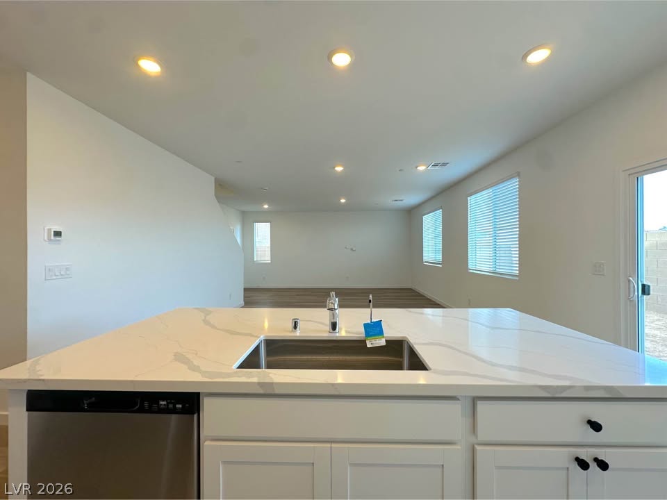 521 Daphne Terrace St, Henderson, NV 89011 photo