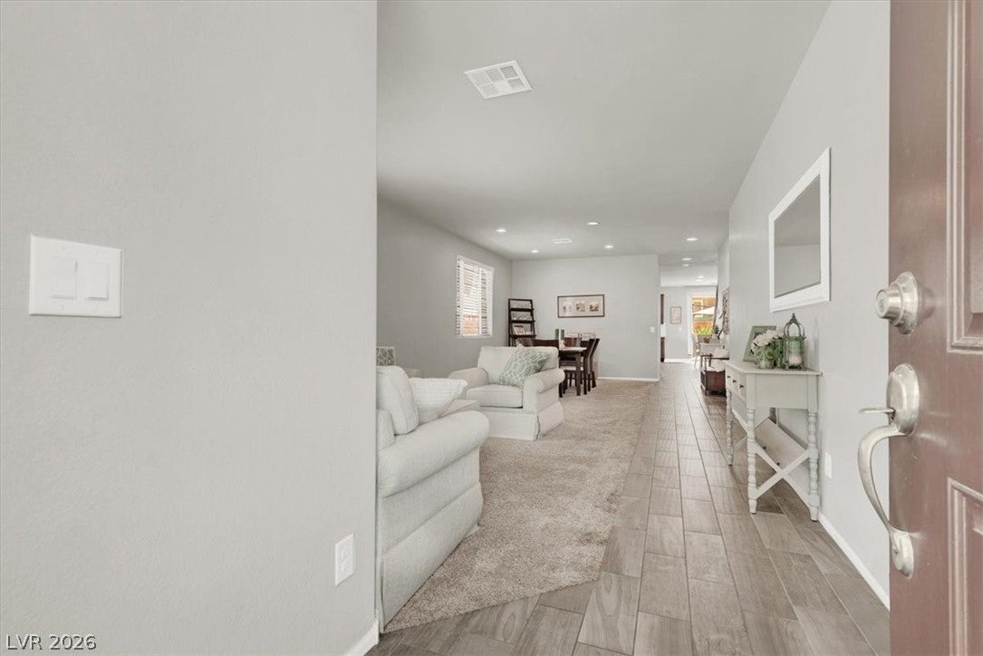 10521 Sparks Summit Ln, Las Vegas, NV 89166 photo